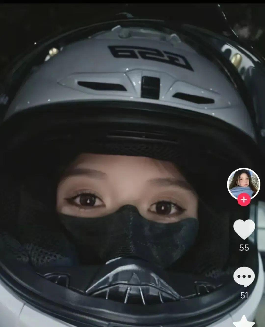 重庆22岁女骑手“小祝”因车祸去世，出租车司机回忆事发现场_海马财经