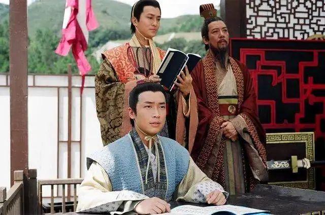 马浚伟否认成为公务员：我只是公职义工_海马财经