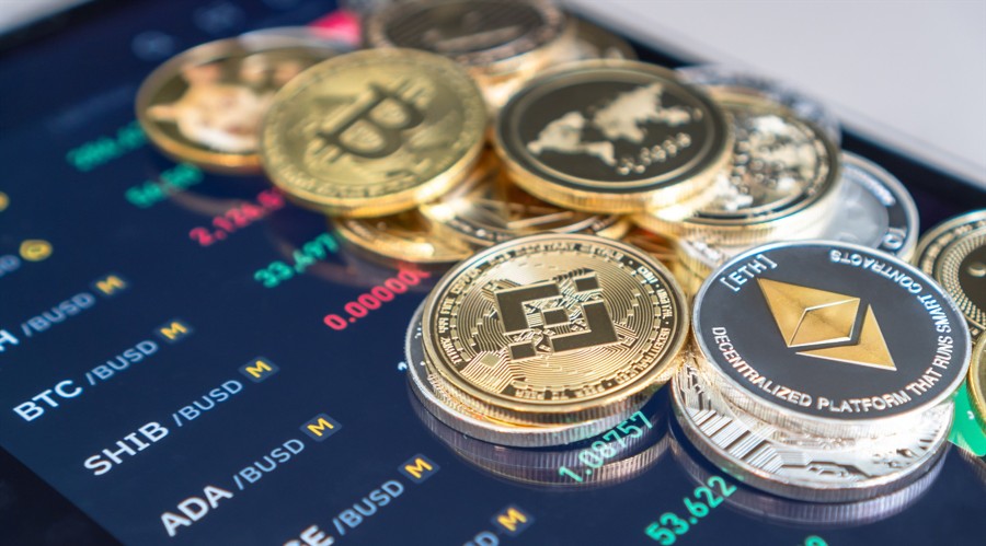 Moomoo超越股票，推出由Coinbase支持的美国加密货